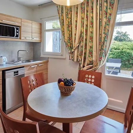 Scenic Le Meditarranee- Studio 4 People Garden Level Apartment Saint-Raphael (Var)