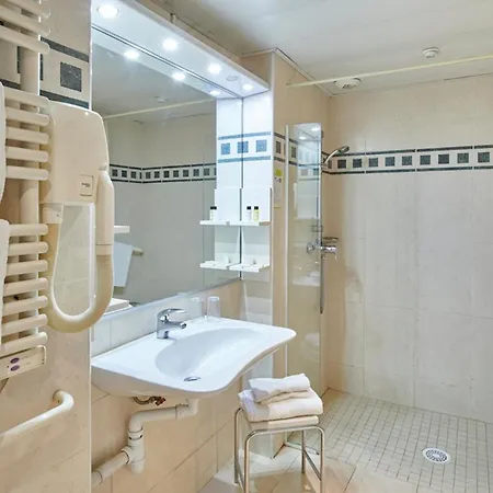 Scenic Le Meditarranee- Studio 4 People Garden Level *